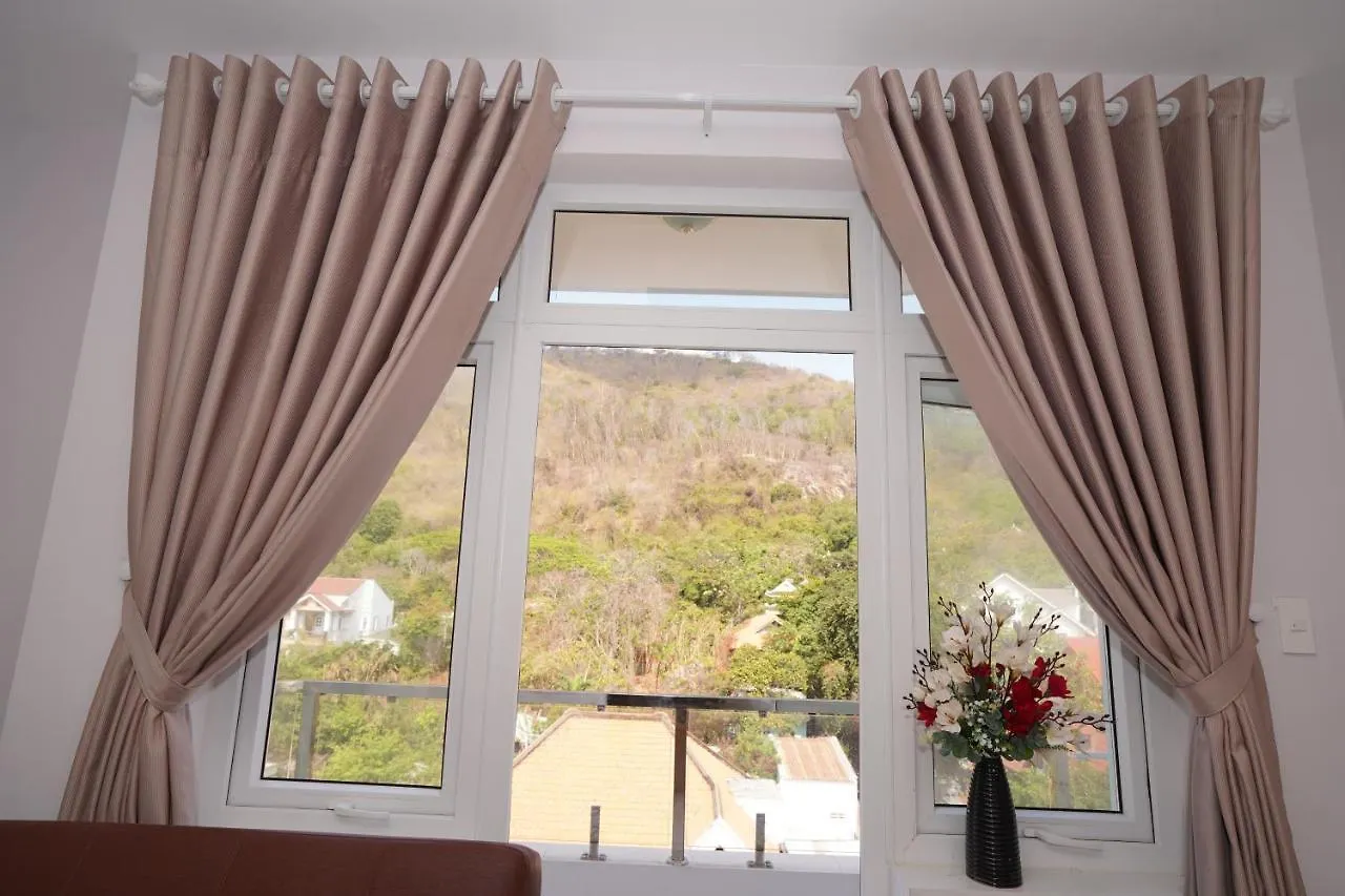 Coca Hotel & Apartment Vung Tau 2*,