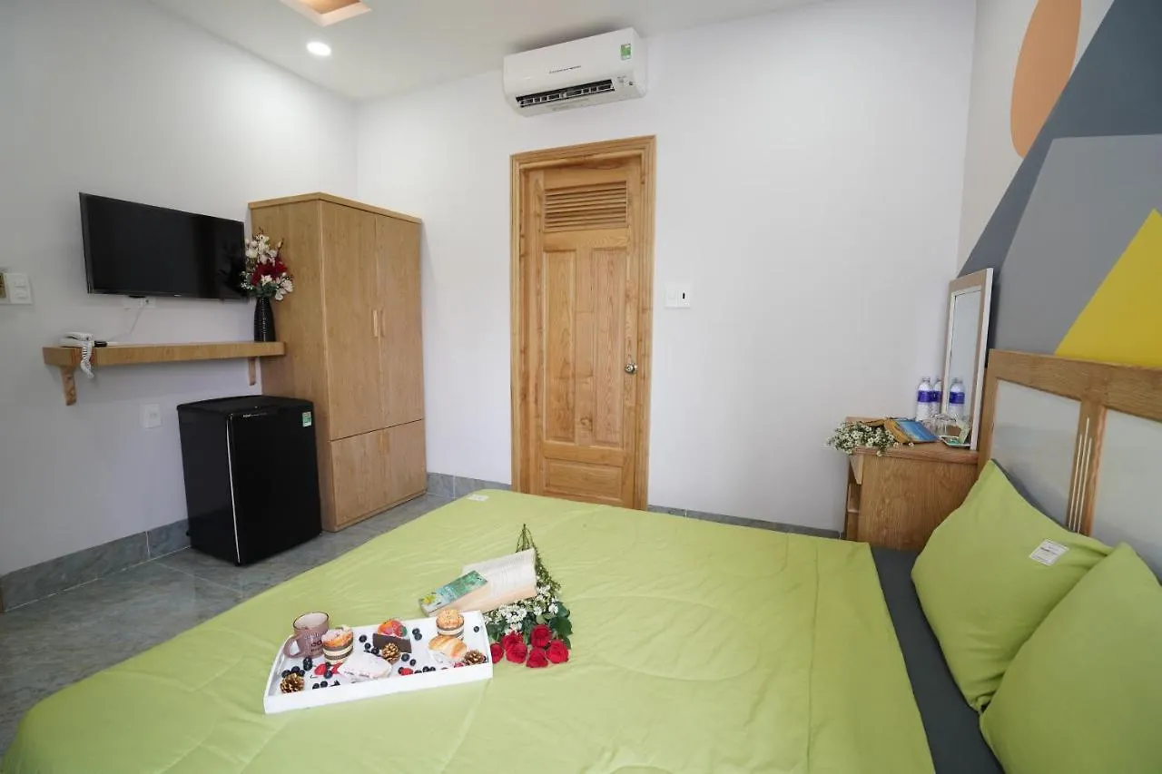 Coca Hotel & Apartment Vung Tau 2*,